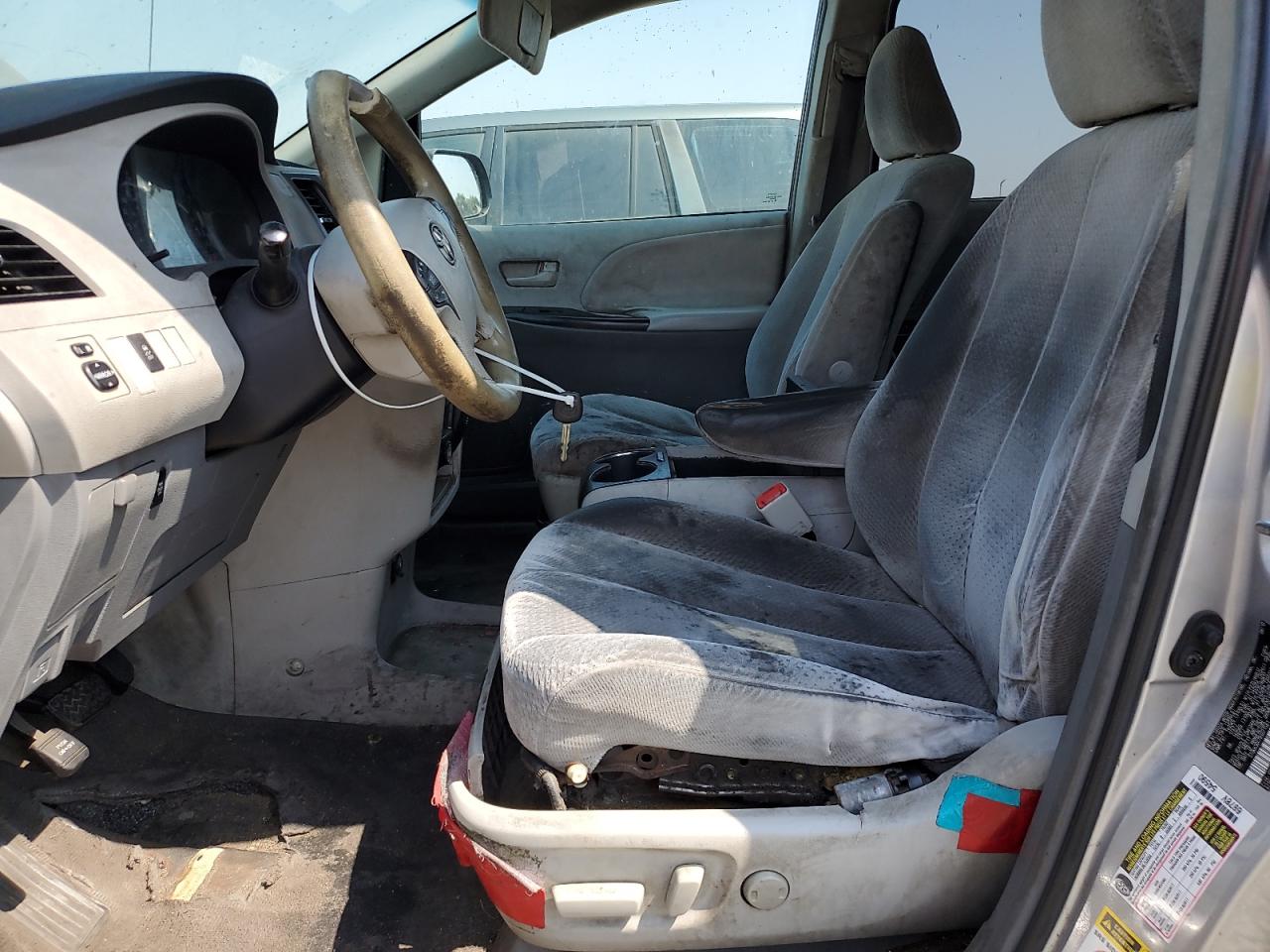 2011 Toyota Sienna Le VIN: 5TDKK3DC7BS071561 Lot: 68593175