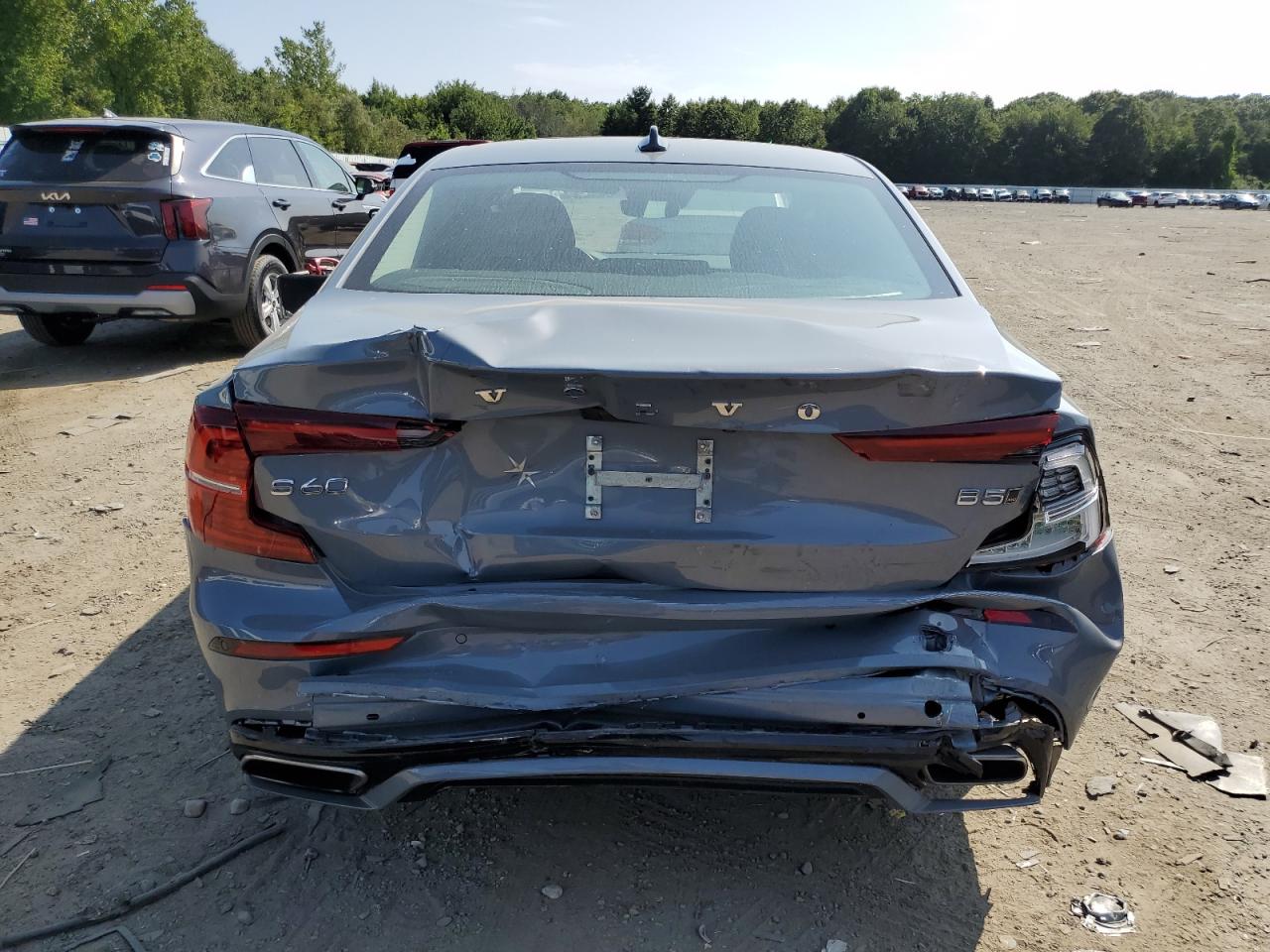 2022 Volvo S60 B5 Momentum VIN: 7JRL12TZ1NG175745 Lot: 68424635