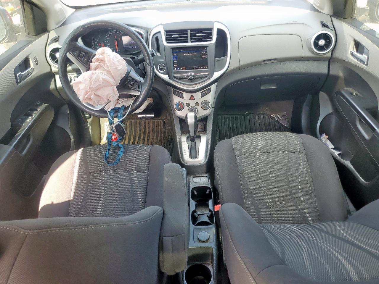 2020 Chevrolet Sonic Lt VIN: 1G1JD5SB5L4104168 Lot: 68881875