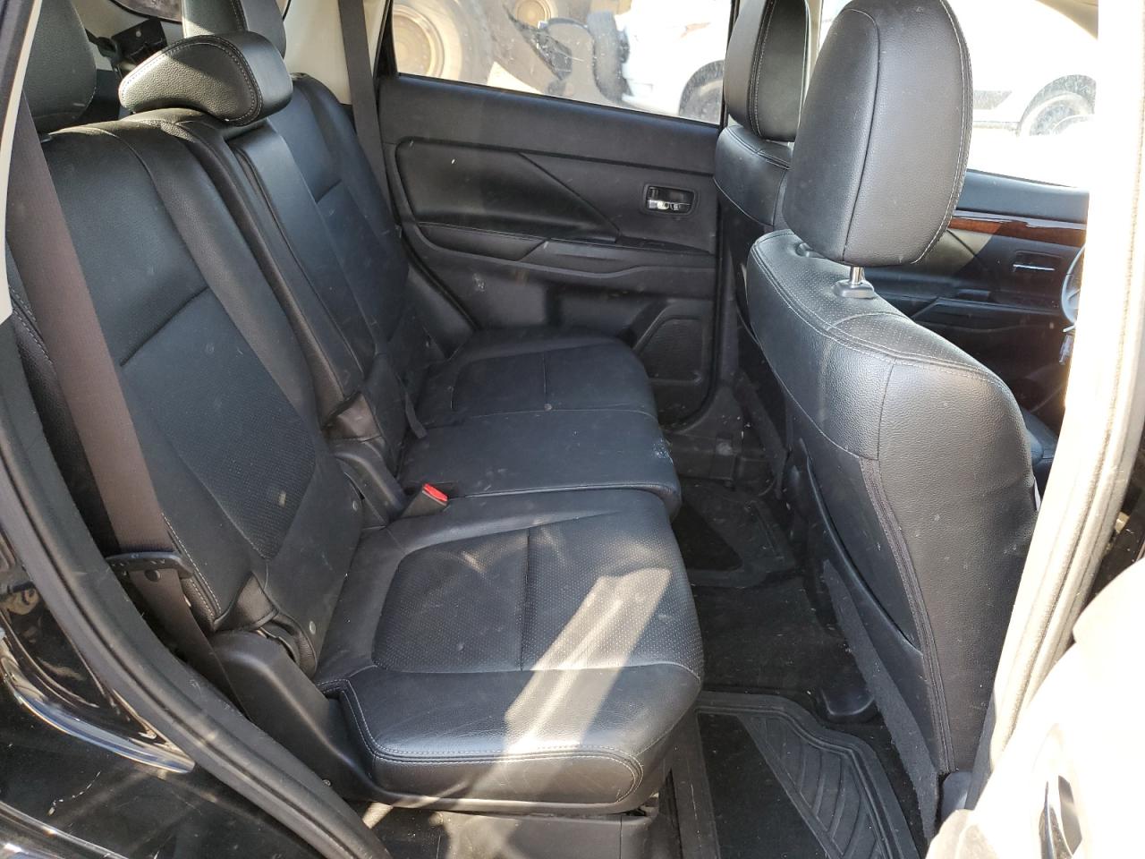 2014 Mitsubishi Outlander Se VIN: JA4AZ3A30EZ012943 Lot: 69780015