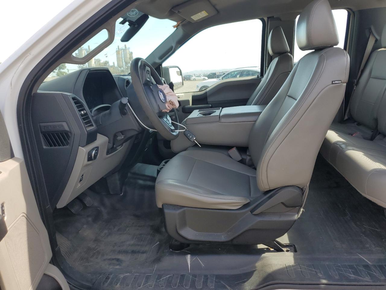 2017 Ford F150 Super Cab VIN: 1FTEX1C8XHFB61313 Lot: 69878245