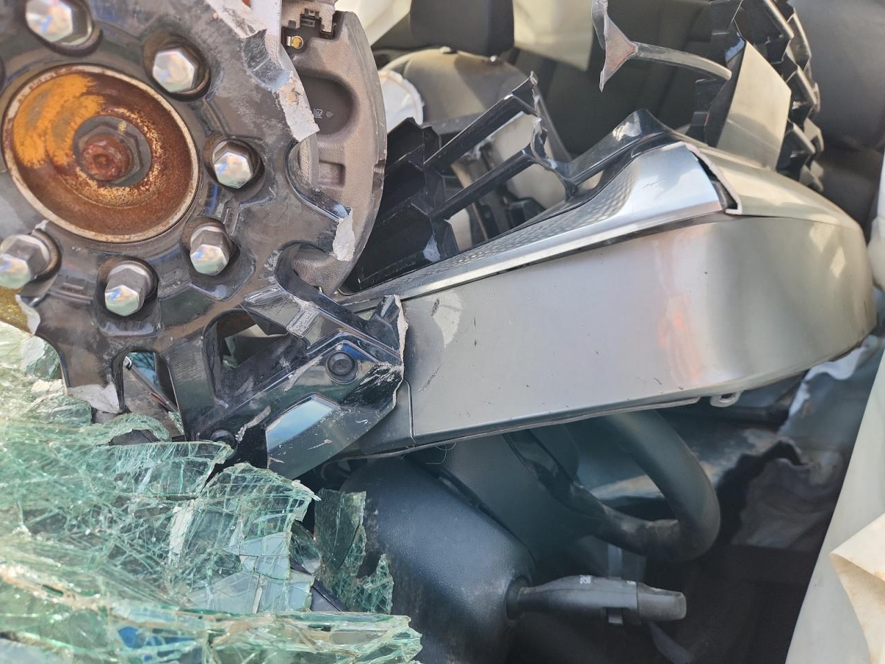 2024 Kia Seltos Sx VIN: KNDETCA75R7543424 Lot: 70042365