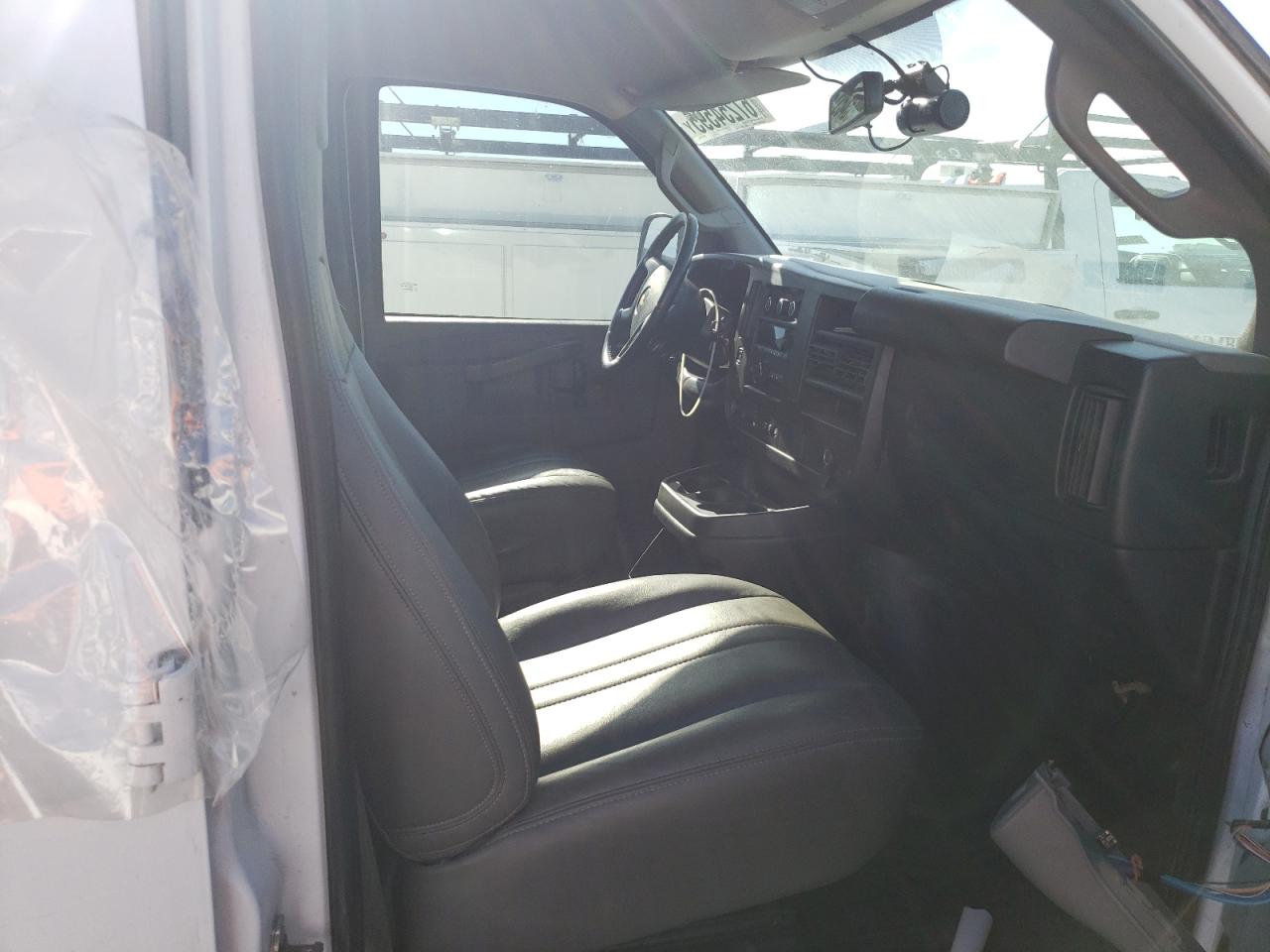 2019 Chevrolet Express G2500 VIN: 1GCWGBFP3K1372483 Lot: 67254595