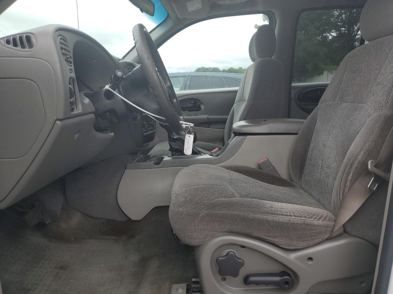 2004 Chevrolet Trailblazer Ls VIN: 1GNDS13S442211587 Lot: 67394375