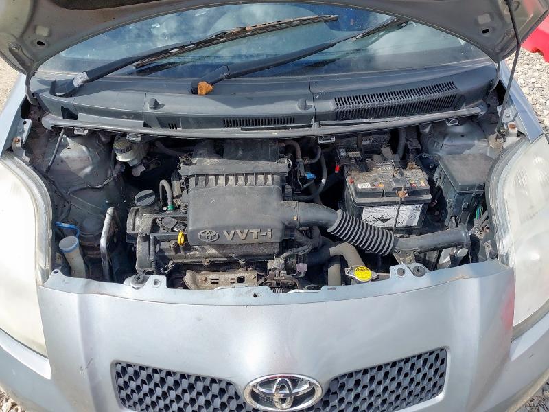 2008 TOYOTA YARIS SR