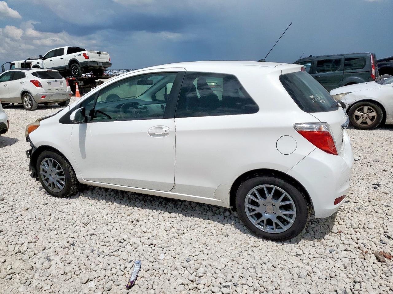 2012 Toyota Yaris white null gas JTDJTUD30CD504911 photo #3