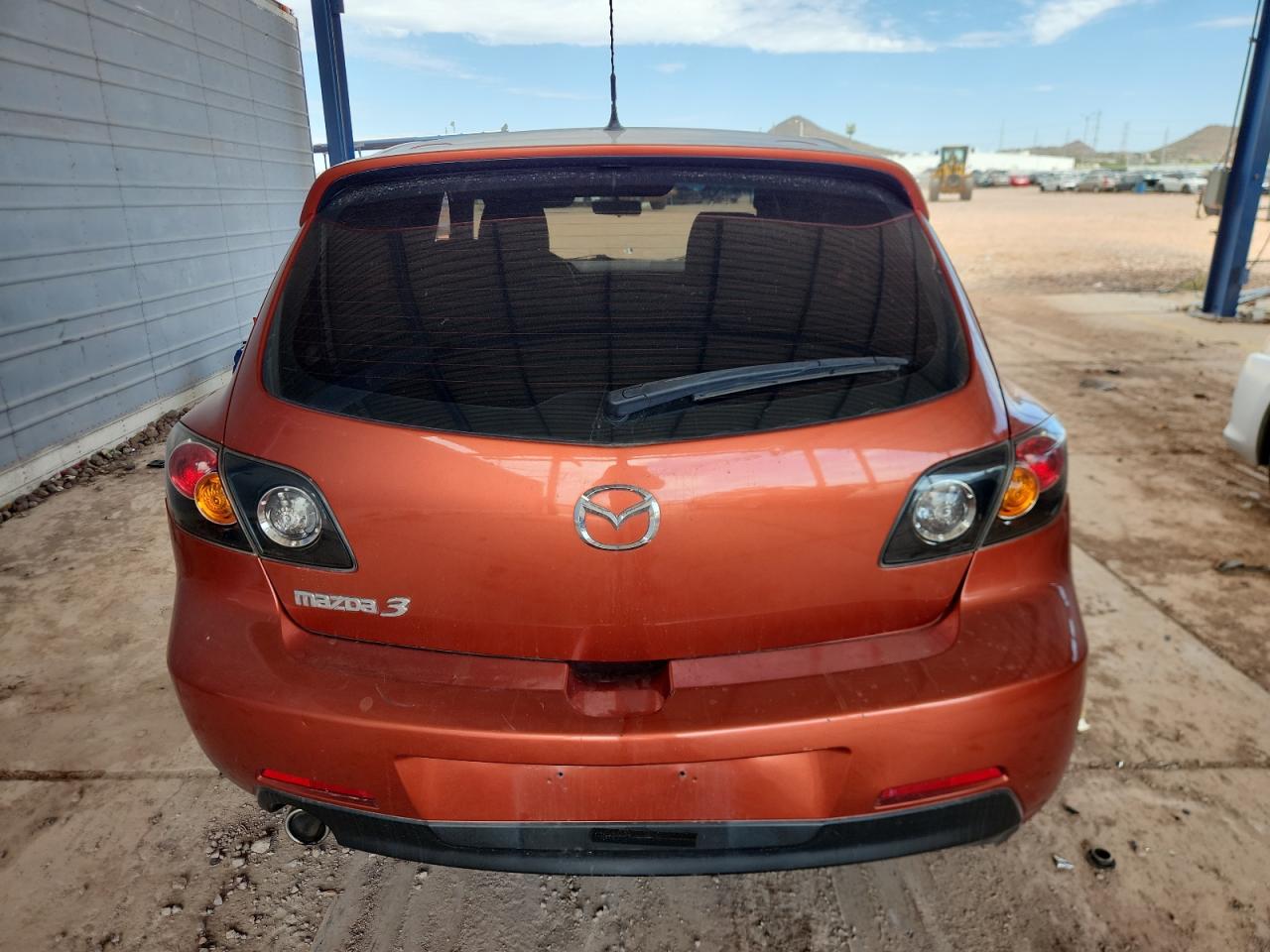 2005 Mazda 3 Hatchback VIN: JM1BK343351238113 Lot: 69522825
