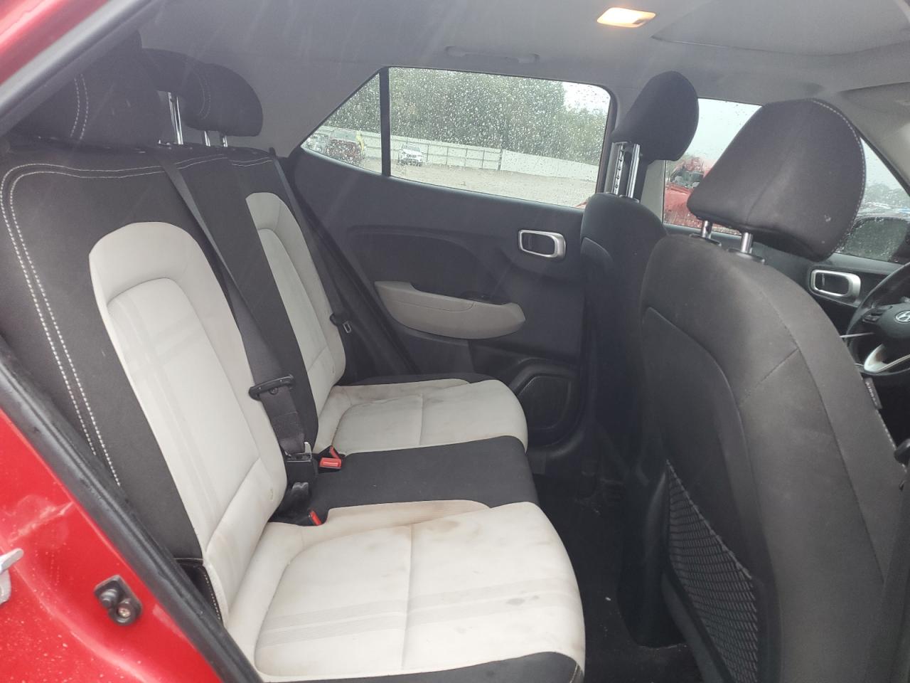 2021 Hyundai Venue Sel VIN: KMHRC8A36MU118621 Lot: 70123905