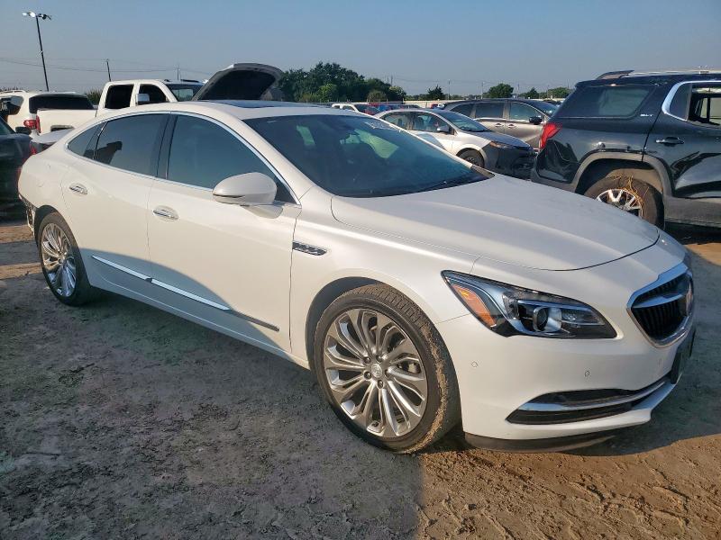  BUICK LACROSSE 2017 Biały
