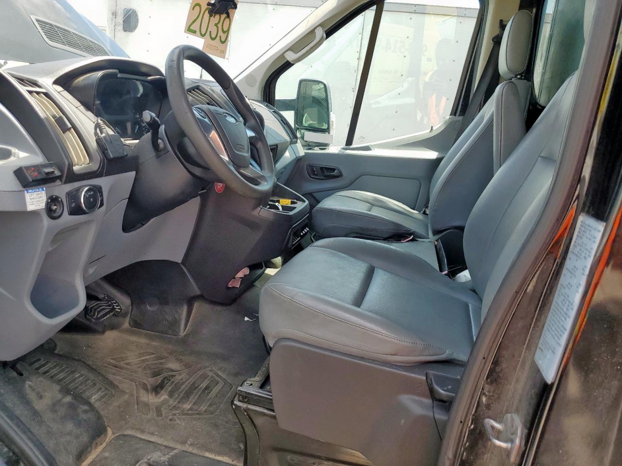 2017 Ford Transit T-350 Hd VIN: 1FDBF9ZM1JKB47639 Lot: 67073095