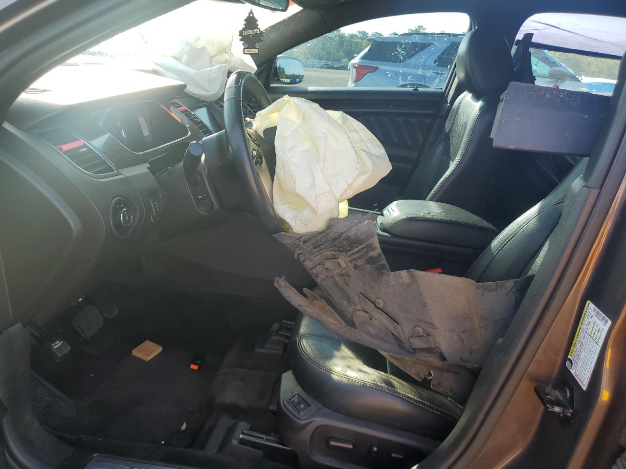 2015 Ford Taurus Limited VIN: 1FAHP2F89FG132168 Lot: 68640695