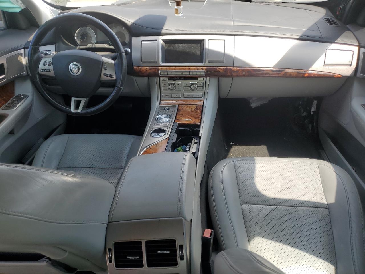 2010 Jaguar Xf Premium VIN: SAJWA0GB5ALR59362 Lot: 69483495