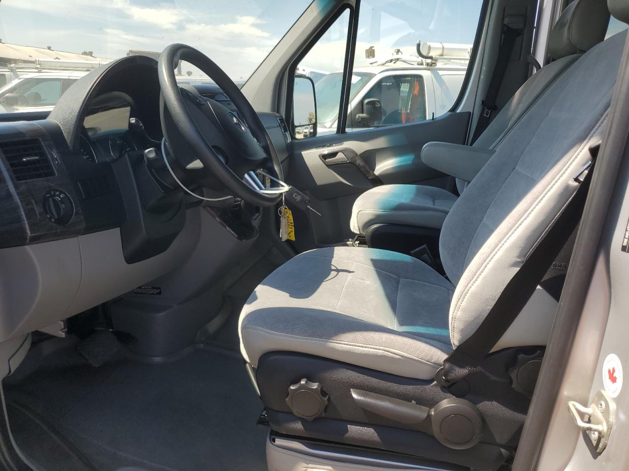 2014 Road Motorhome VIN: WDAPF4CD8E5842276 Lot: 67969505