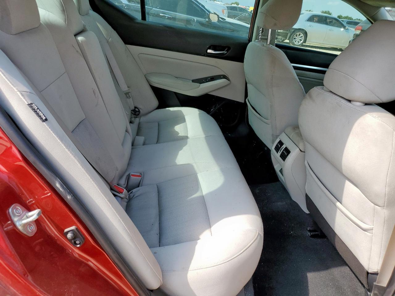 2020 Nissan Altima Sv VIN: 1N4BL4DV8LC132686 Lot: 69572835