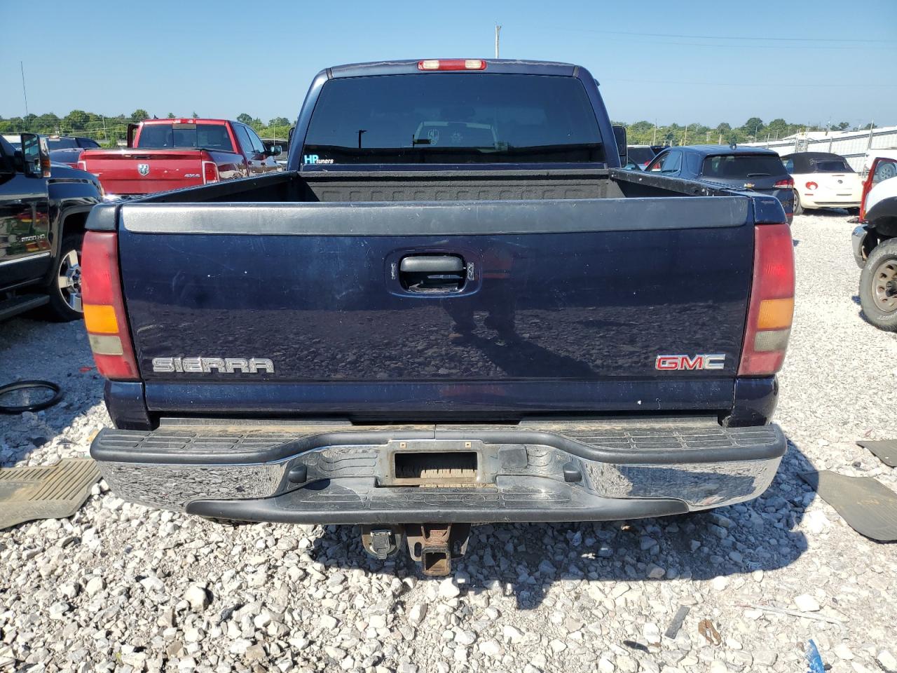 2005 GMC Sierra K2500 Heavy Duty VIN: 1GTHK29U75E157694 Lot: 69043135