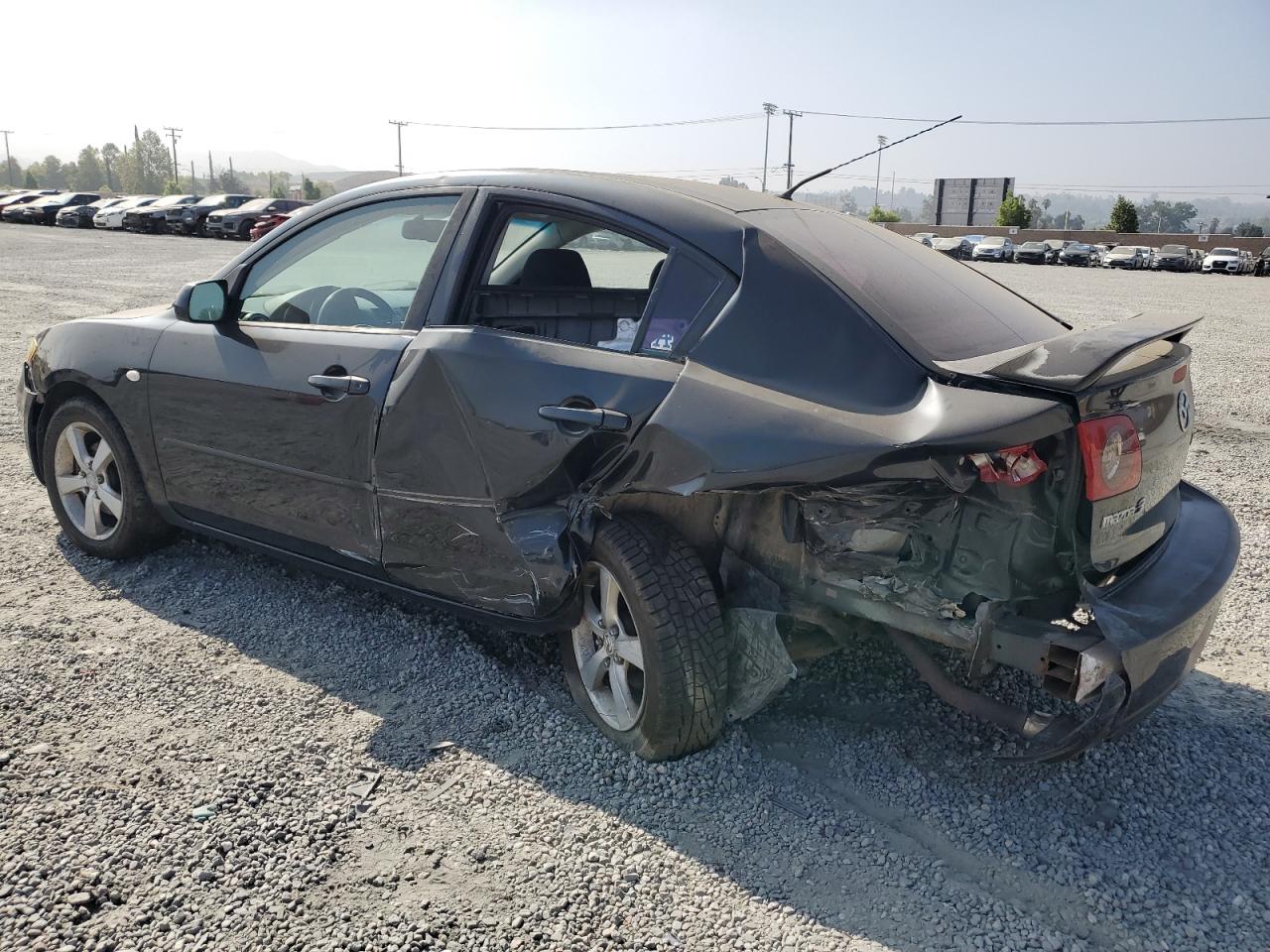 2006 Mazda 3 I charcoal null gas JM1BK12F661525724 photo #3