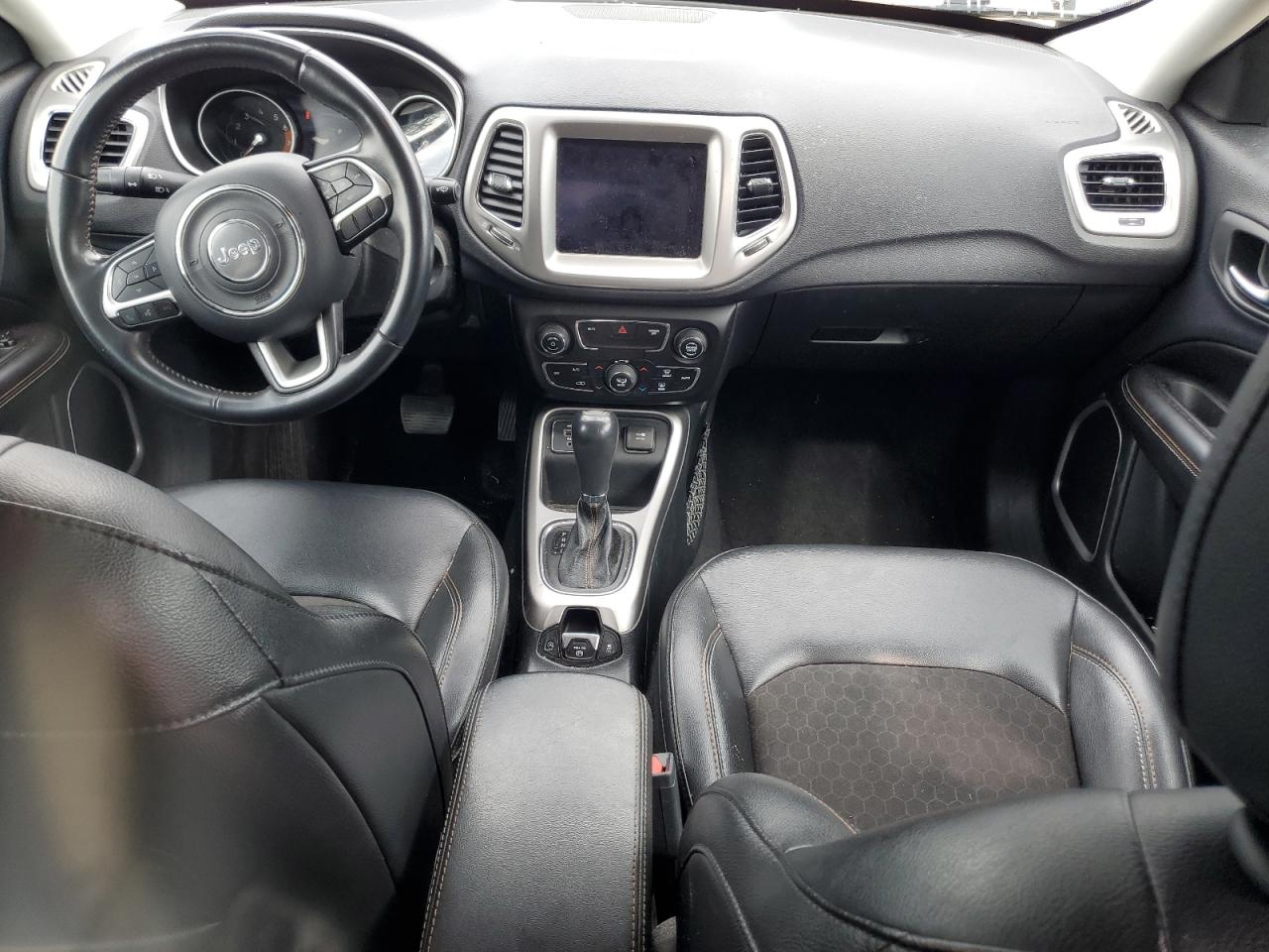 2018 Jeep Compass Latitude VIN: 3C4NJCBB7JT248303 Lot: 70492495