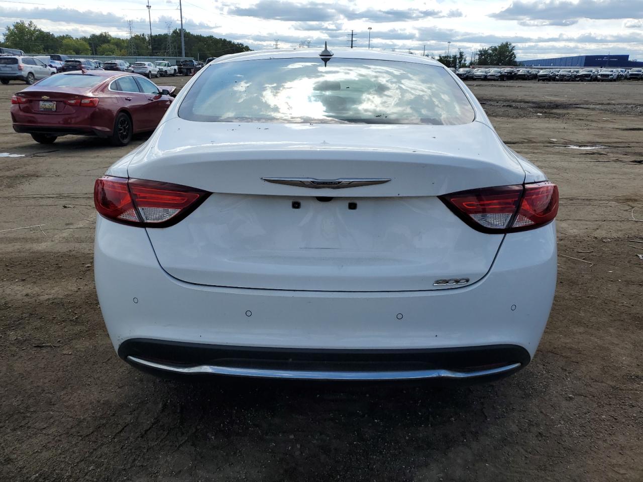 2015 Chrysler 200 Limited VIN: 1C3CCCAB1FN730991 Lot: 71110815