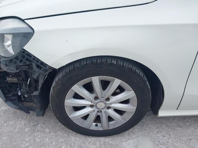 2015 MERCEDES BENZ A180 SE EC