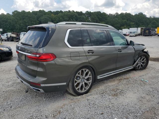  BMW X7 2020 Зеленый