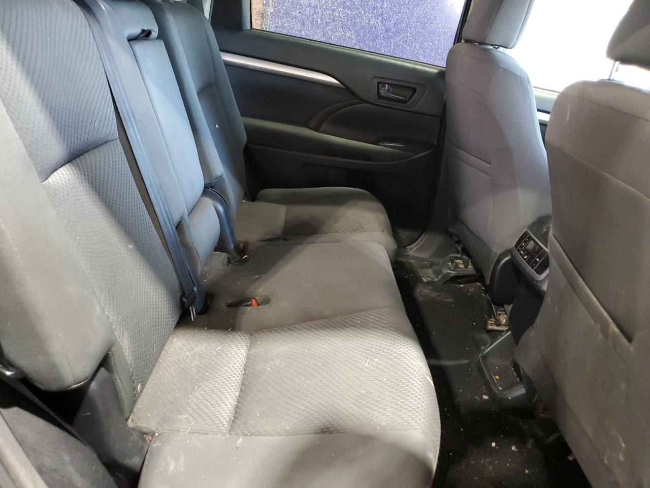 2015 Toyota Highlander Le VIN: 5TDBKRFH0FS166576 Lot: 69261185