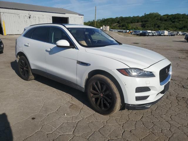 Паркетники JAGUAR F-PACE 2017 Белы