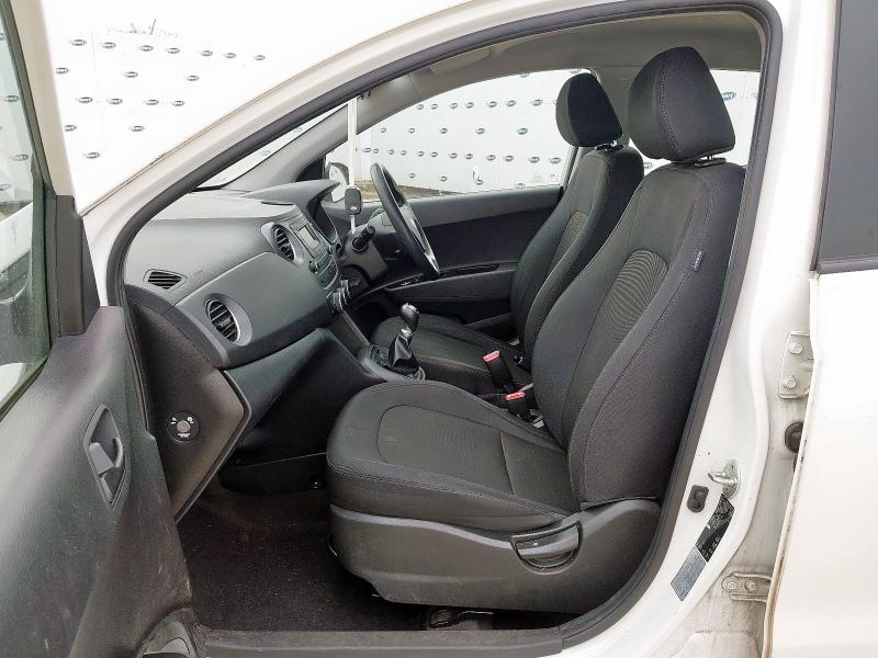 2018 HYUNDAI I10 SE