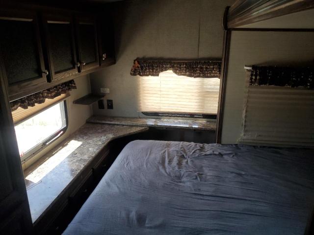 2017 COUG AR X-LITE - RVS RV