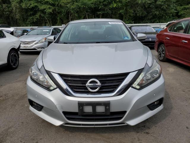  NISSAN ALTIMA 2018 Srebrny