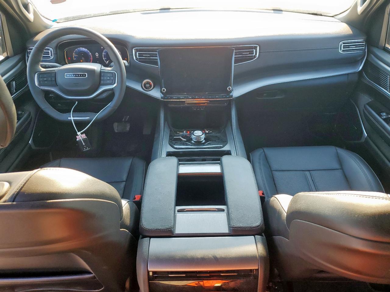 2024 Jeep Wagoneer Series Ii VIN: 1C4SJVBP5RS109374 Lot: 70008365