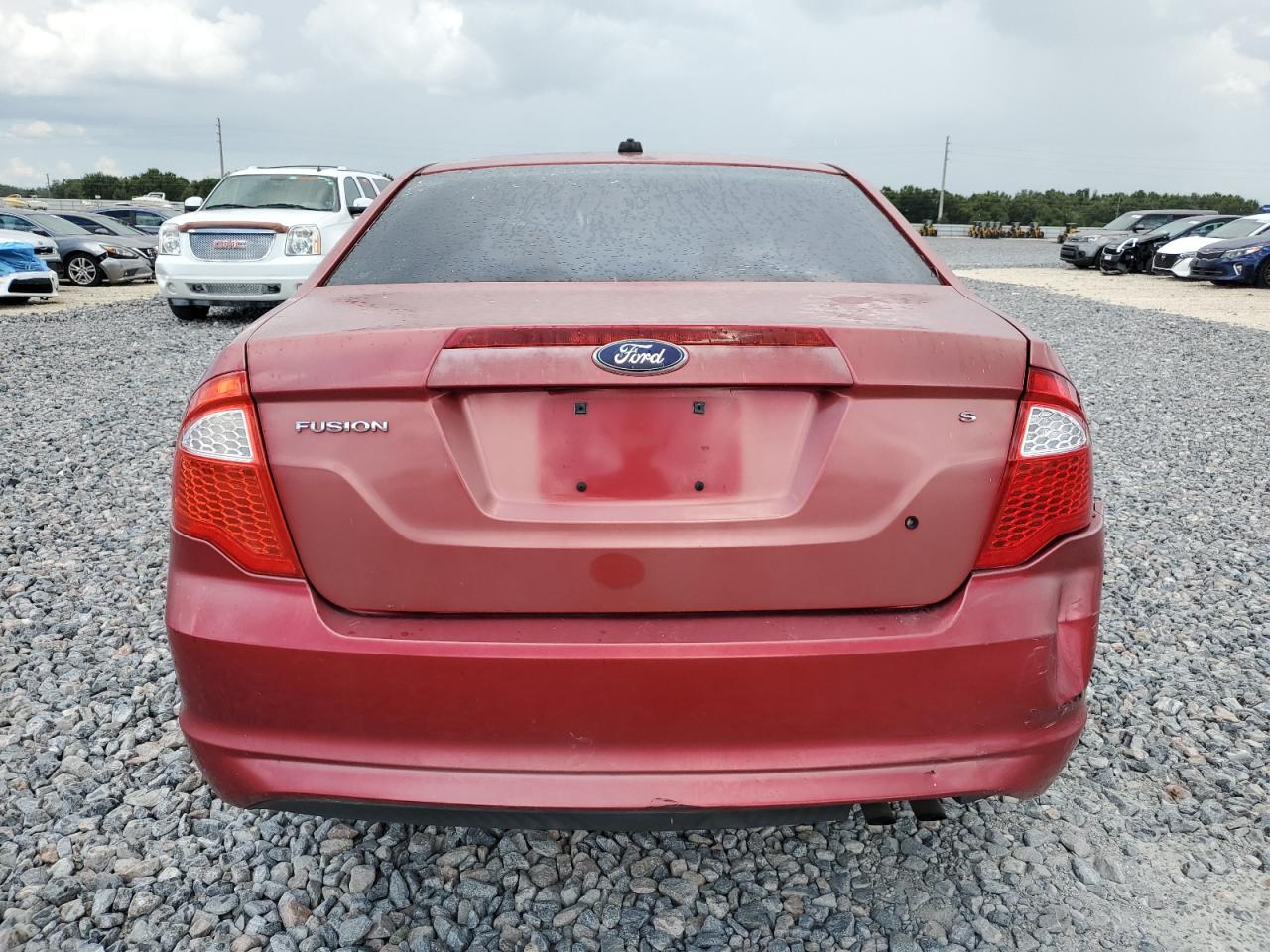 2010 Ford Fusion S VIN: 3FAHP0GA3AR345513 Lot: 92648995
