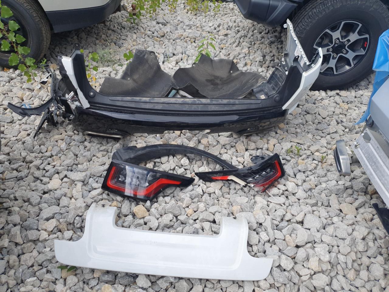 2022 Land Rover Range Rover Sport P525 Autobiography VIN: SALWV2SE4NA239223 Lot: 69222585