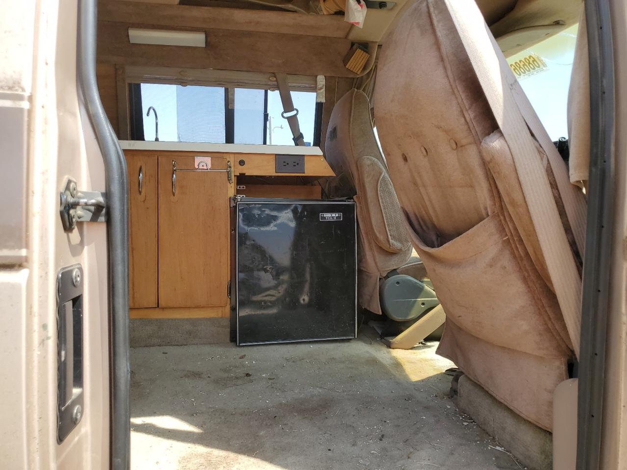 1992 Ford Econoline E250 Van VIN: 1FDFE24H7NHB59304 Lot: 68686105