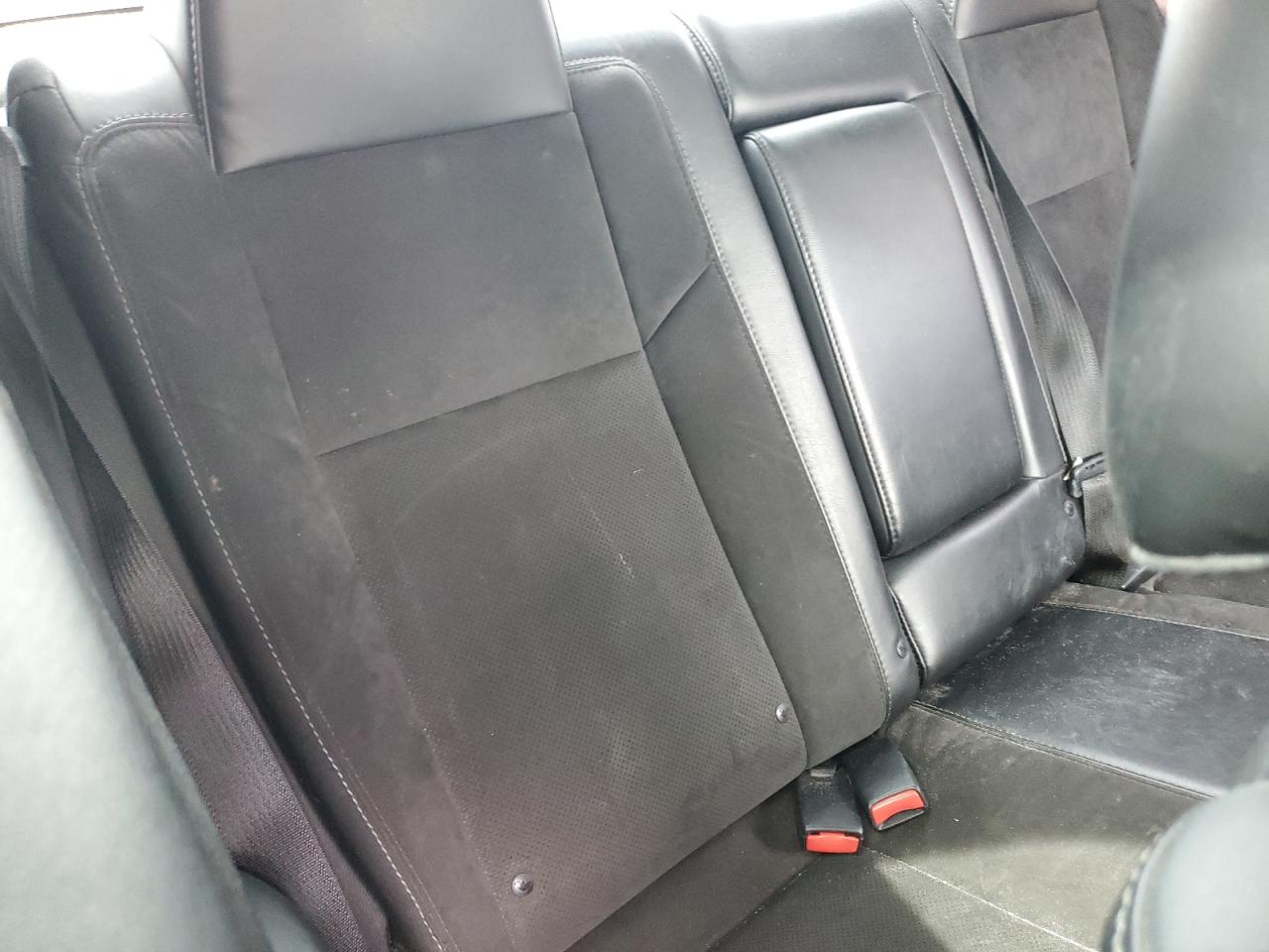 2016 Dodge Challenger R/T Scat Pack VIN: 2C3CDZFJ0GH358991 Lot: 70459325