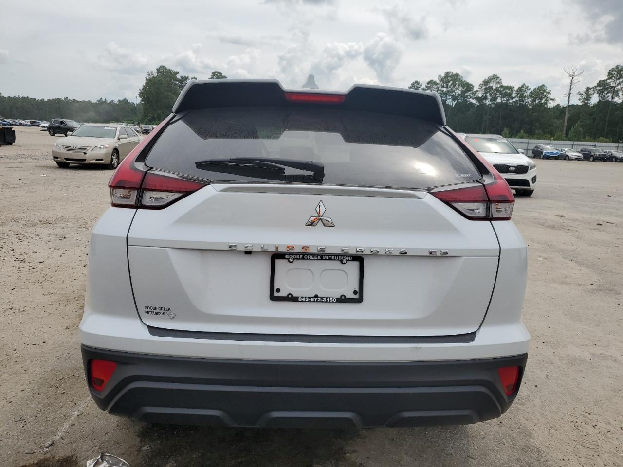 2024 Mitsubishi Eclipse Cross Es VIN: JA4ATUAA2RZ006735 Lot: 68901355