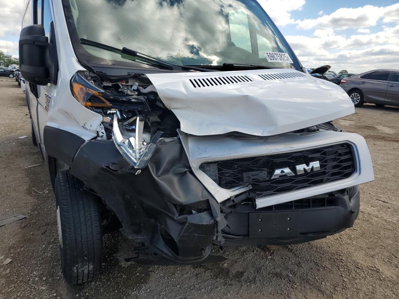 2019 Ram Promaster 2500 2500 High VIN: 3C6TRVDG2KE557338 Lot: 69875825