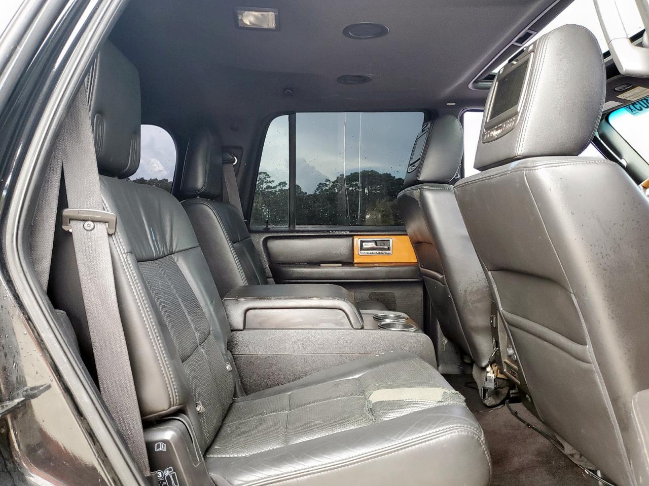 2014 Lincoln Navigator VIN: 5LMJJ2H56EEL04045 Lot: 68944305