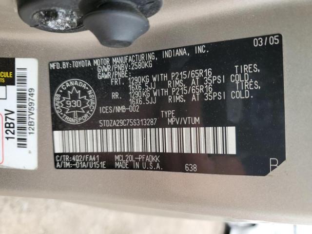2005 TOYOTA SIENNA CE  