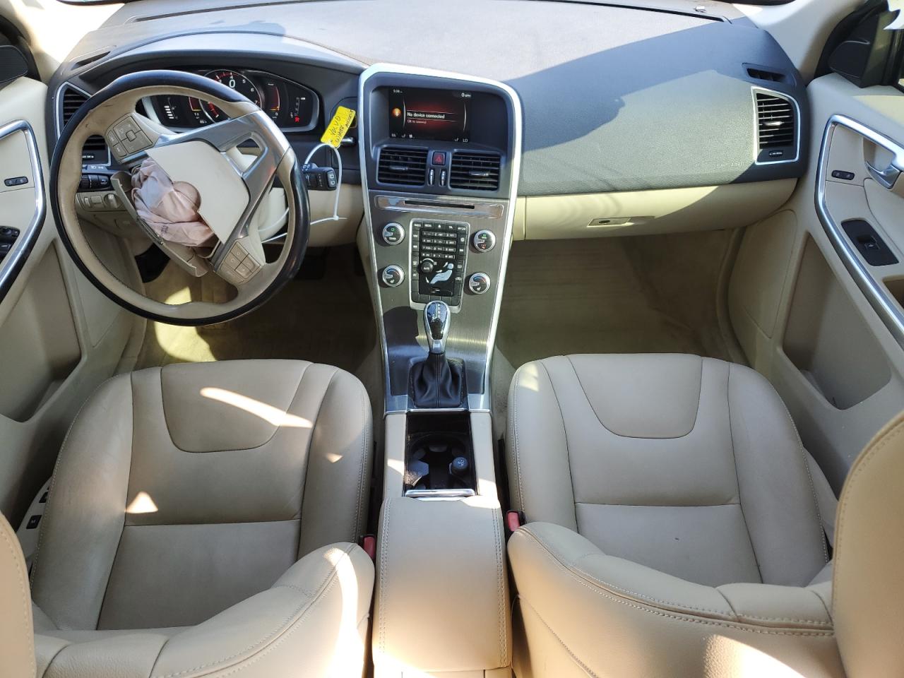 2016 Volvo Xc60 T5 Premier VIN: YV4612RK4G2825011 Lot: 69014295