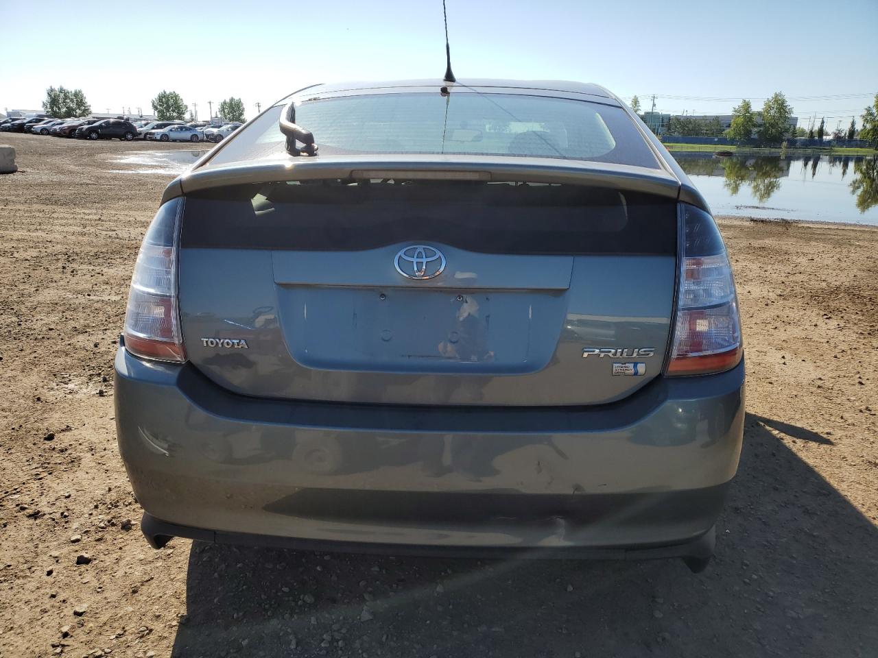 2005 Toyota Prius VIN: JTDKB22U053010189 Lot: 68703145