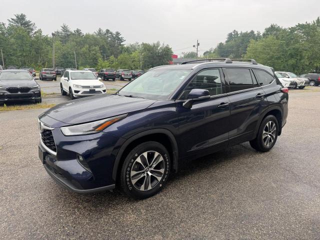  TOYOTA HIGHLANDER 2022 Blue
