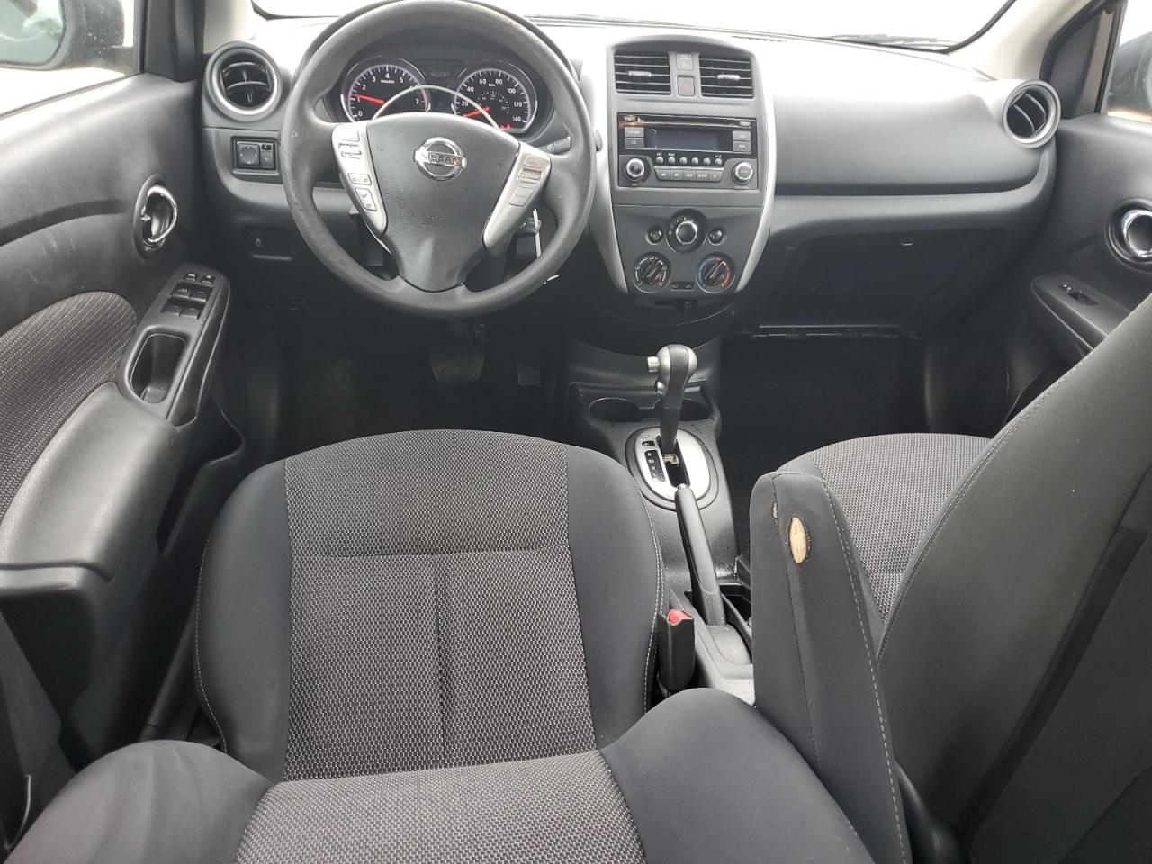 2015 Nissan Versa S VIN: 3N1CN7AP5FL932695 Lot: 70930255