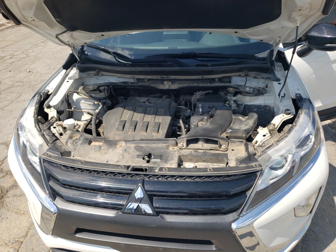 2018 Mitsubishi Eclipse Cross Le VIN: JA4AT4AA9JZ067682 Lot: 66900475