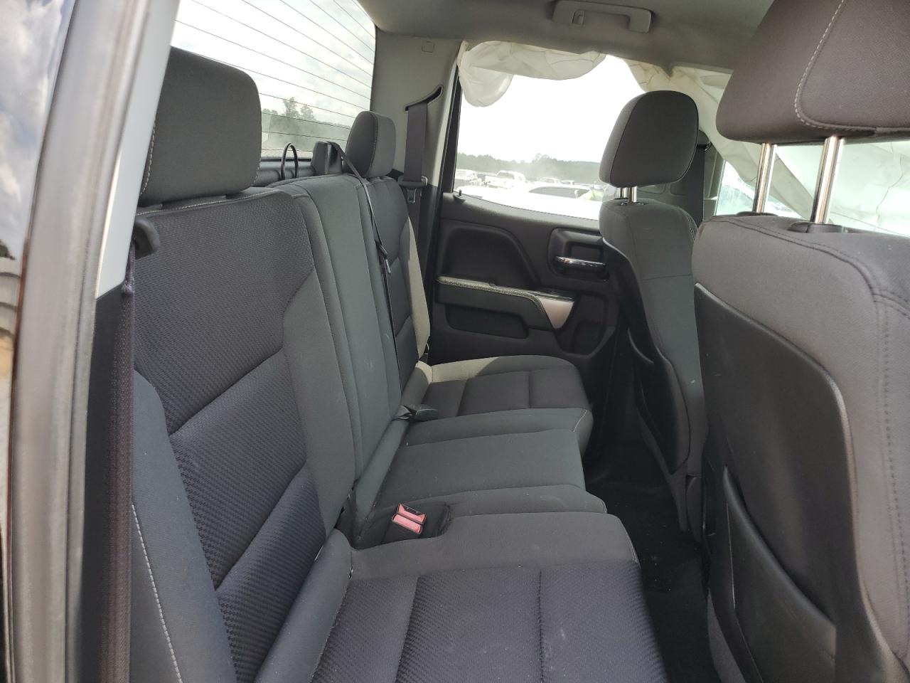 2015 Chevrolet Silverado K1500 Lt VIN: 1GCVKREC2FZ241716 Lot: 70572485