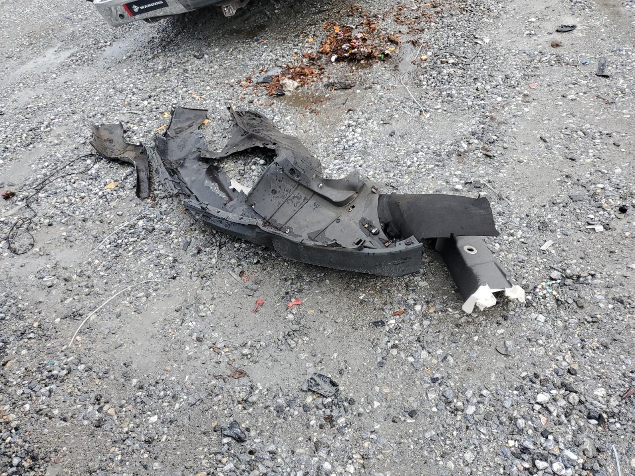 2019 Chevrolet Equinox Lt VIN: 2GNAXLEX8K6100825 Lot: 69828945