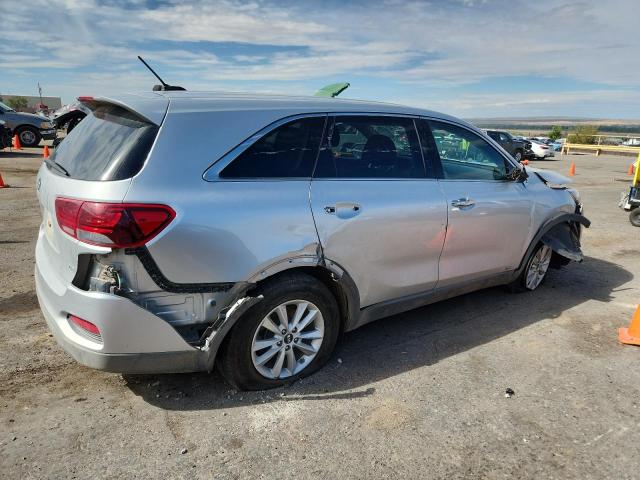  KIA SORENTO 2019 Серебристый