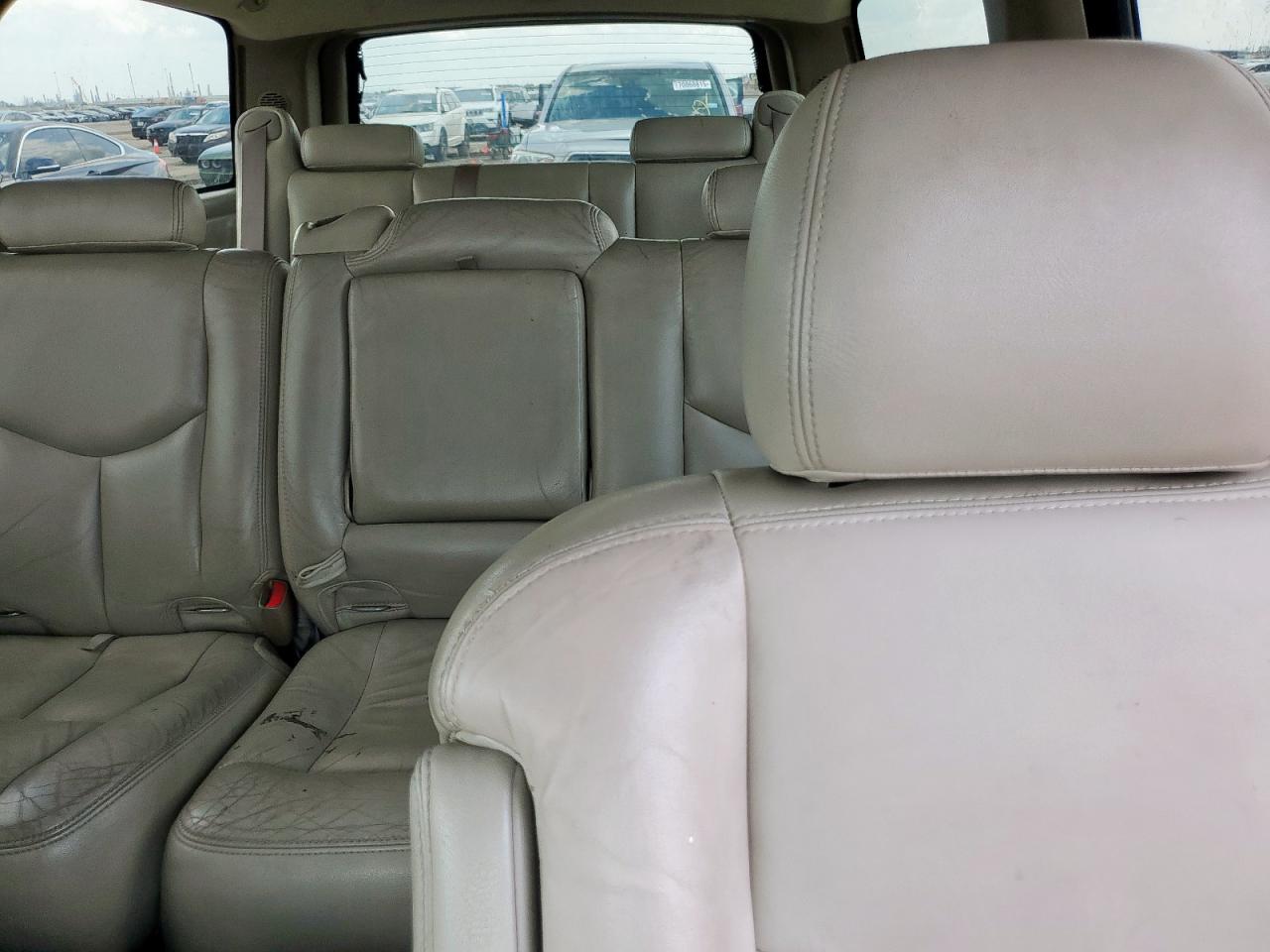 2004 Chevrolet Suburban C1500 VIN: 3GNEC16Z14G201763 Lot: 70873065