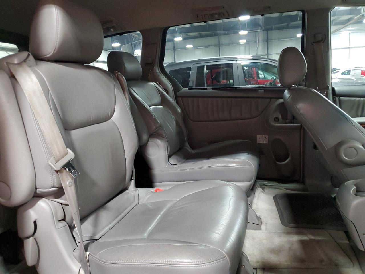 2004 Toyota Sienna Xle VIN: 5TDBA22C54S008865 Lot: 67295945