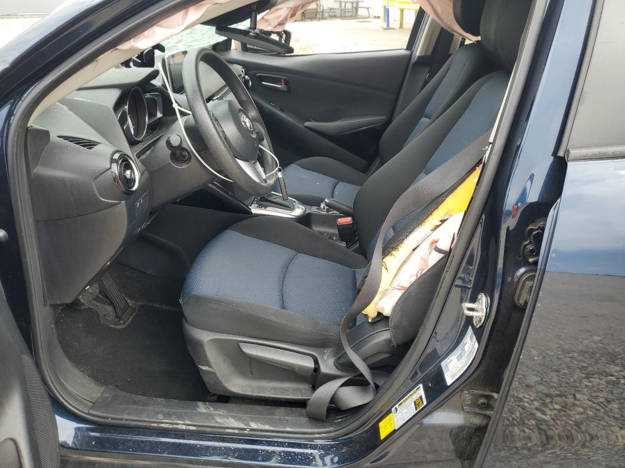 2017 Toyota Yaris Ia VIN: 3MYDLBYV4HY157733 Lot: 68396235