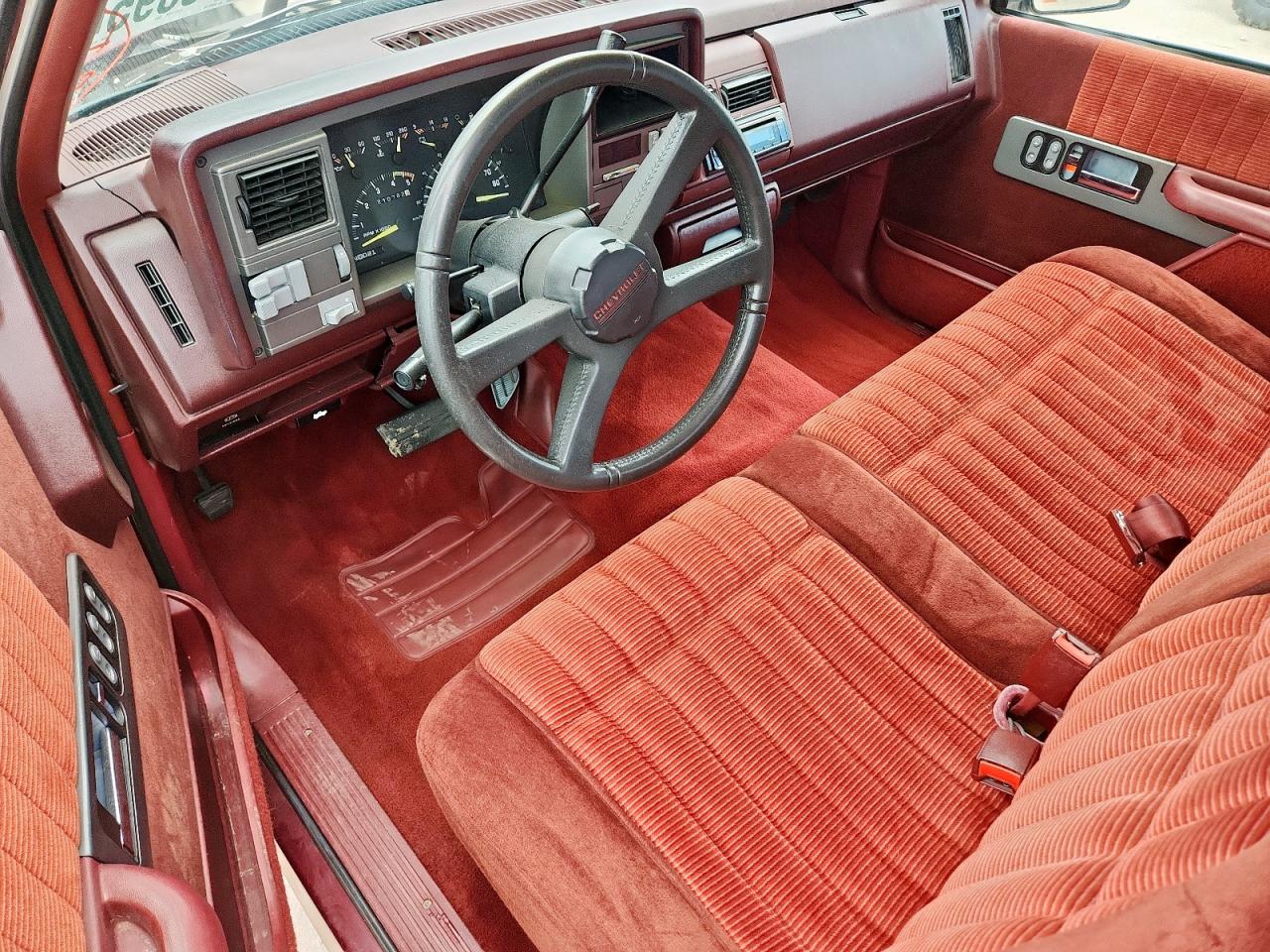 1993 Chevrolet Gmt-400 C1500 VIN: 1GCDC14K6PZ105089 Lot: 70108895